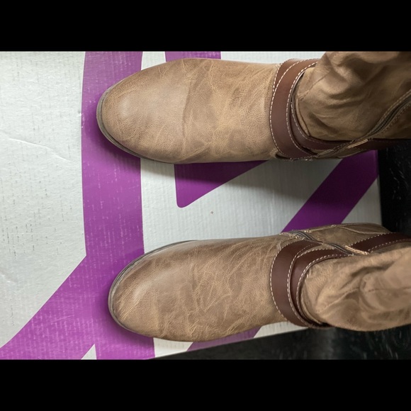 Lane Bryant tall boots. EUC - Picture 8 of 9